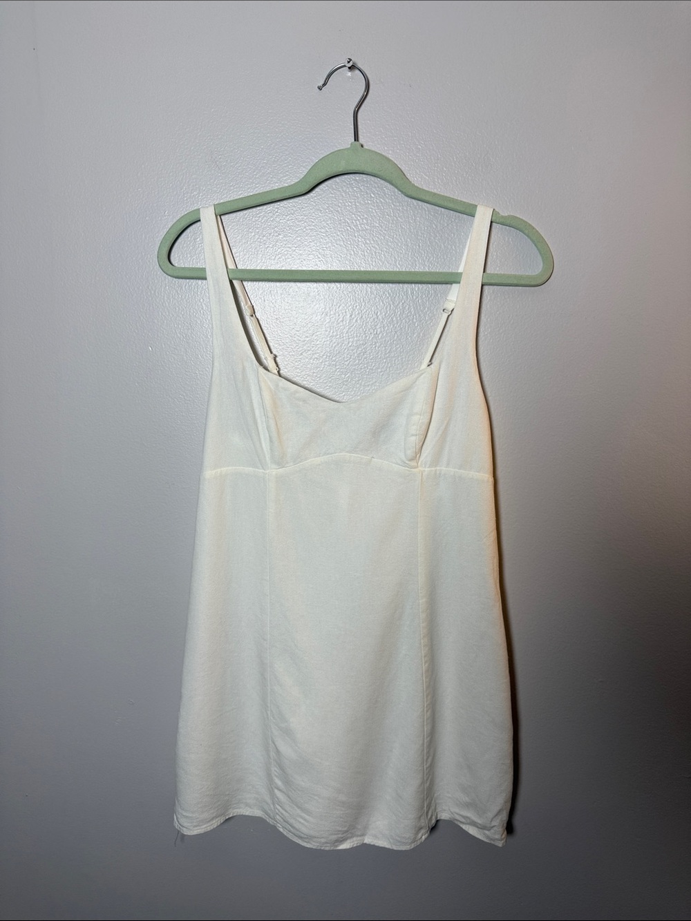 Kendall & Kylie Cream Adjustable Strap Mini Dress Size Medium